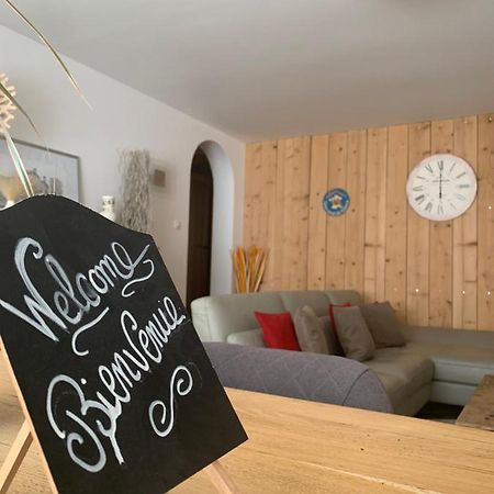 Les Hirondelles Apartment Wintzenheim Bagian luar foto